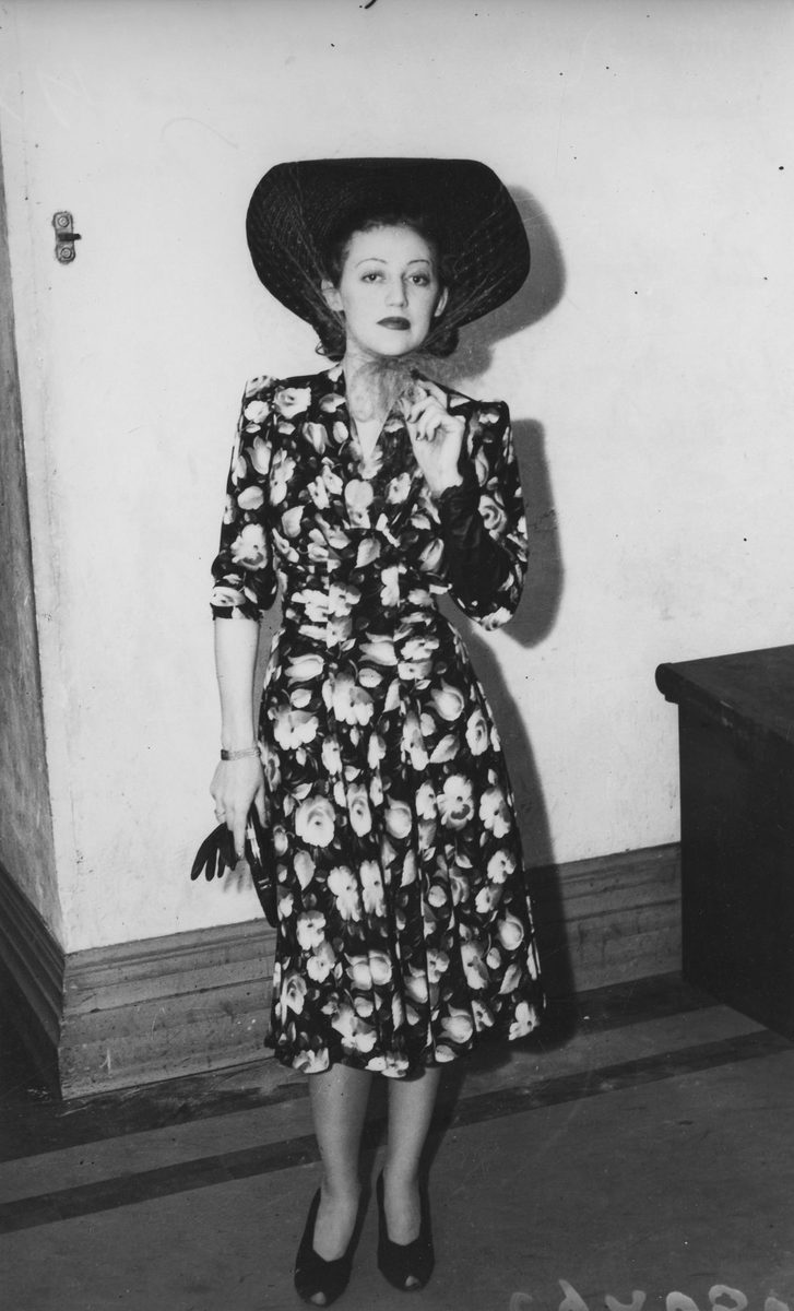 Mannequin parade, 1941, Brisbane