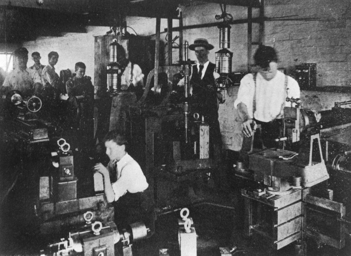Inside the workshop at the Brisbane Electrical Co, 1902