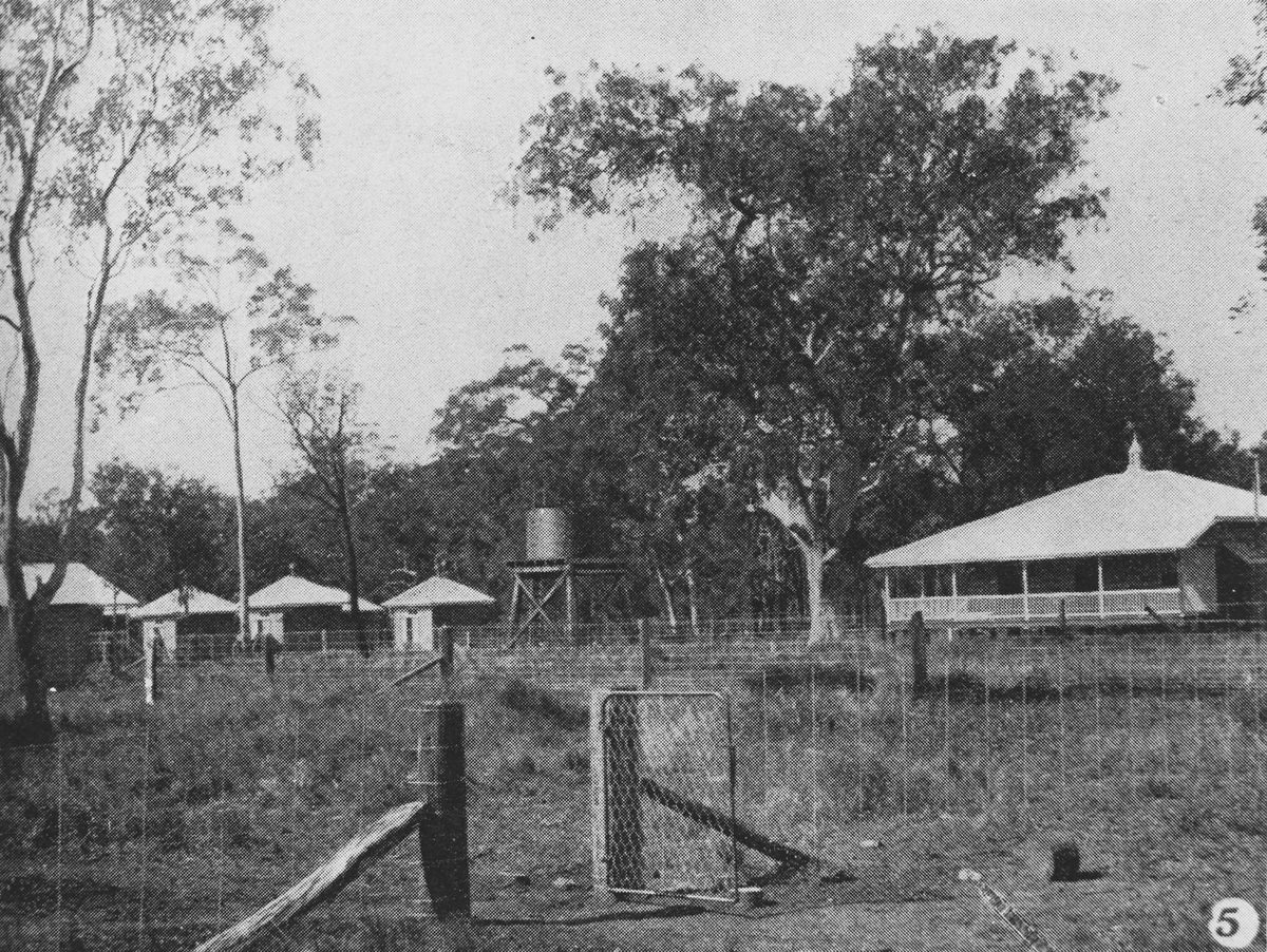 Peels Island lazarette huts and house, 1907, Peel Island