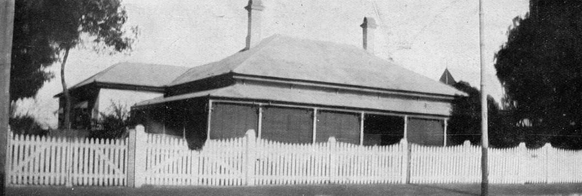 Mornington as seen from Gregory Terrace, 1931, Brisbane City