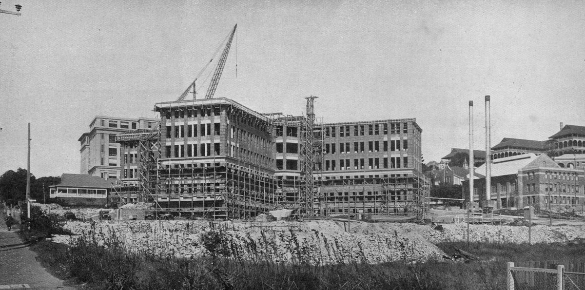 Brisbane Women's Hospital under construction (1936)