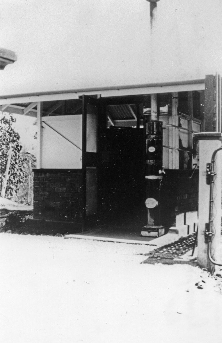 Dairy house and creamery on the Siemon family property at Coronation Drive, Toowong, 1938