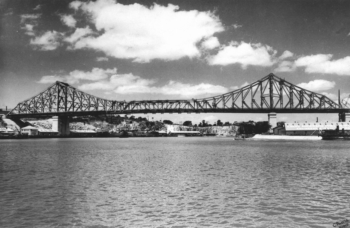 Brisbane's Story Bridge, 1940, Brisbane River