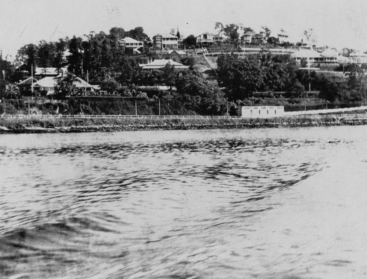 View from Brisbane River to Toorak Hill, Hamilton, Brisbane, 1918