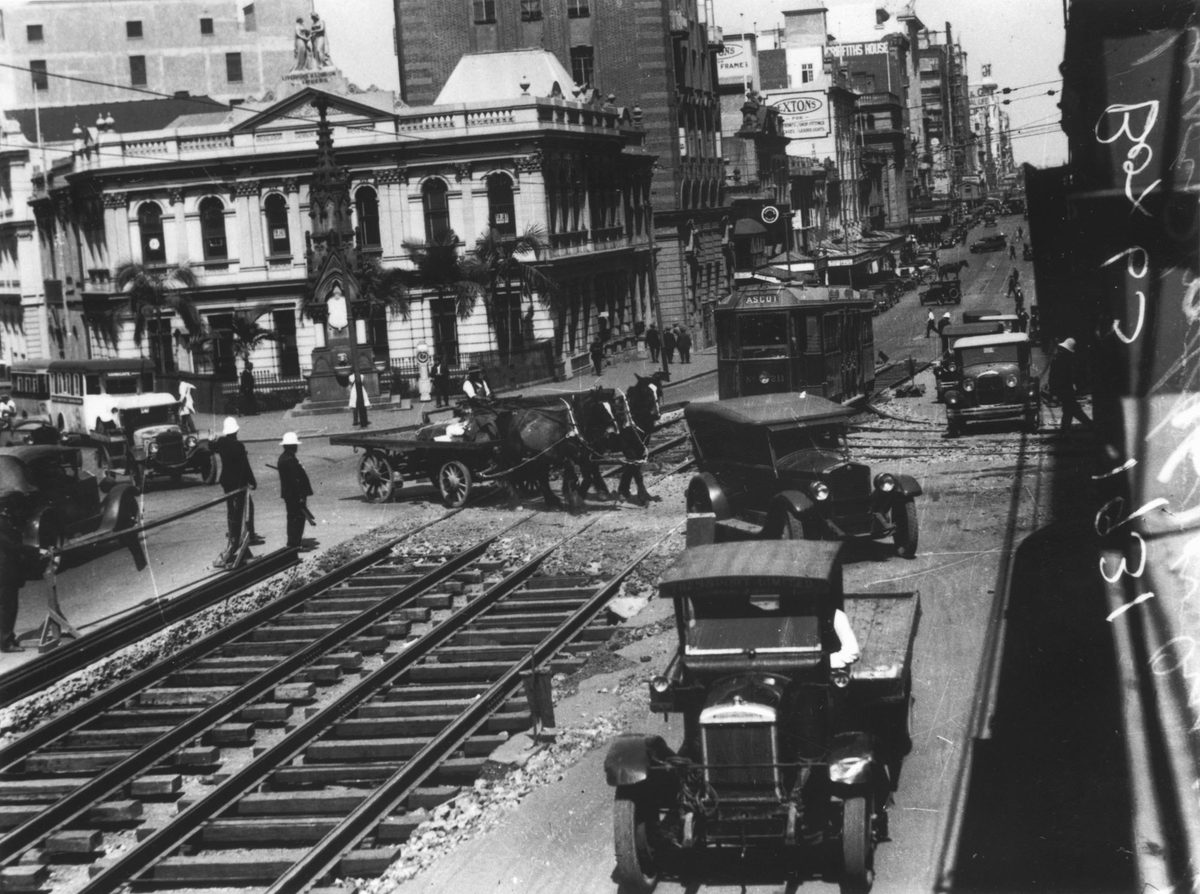 Early view of Queen Street, Brisbane, 1931, Brisbane City