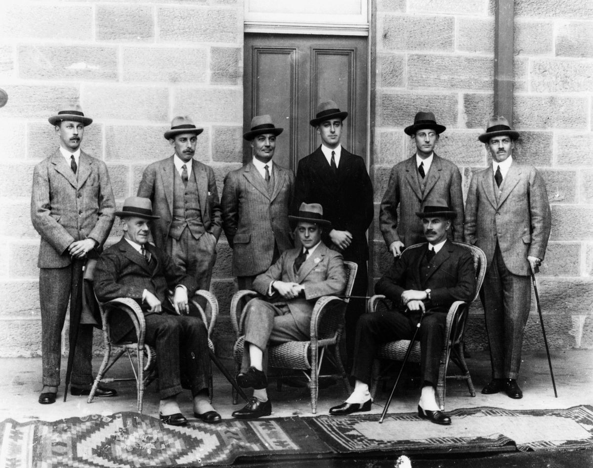 Prince of Wales relaxing during his visit to Queensland in 1920, Brisbane
