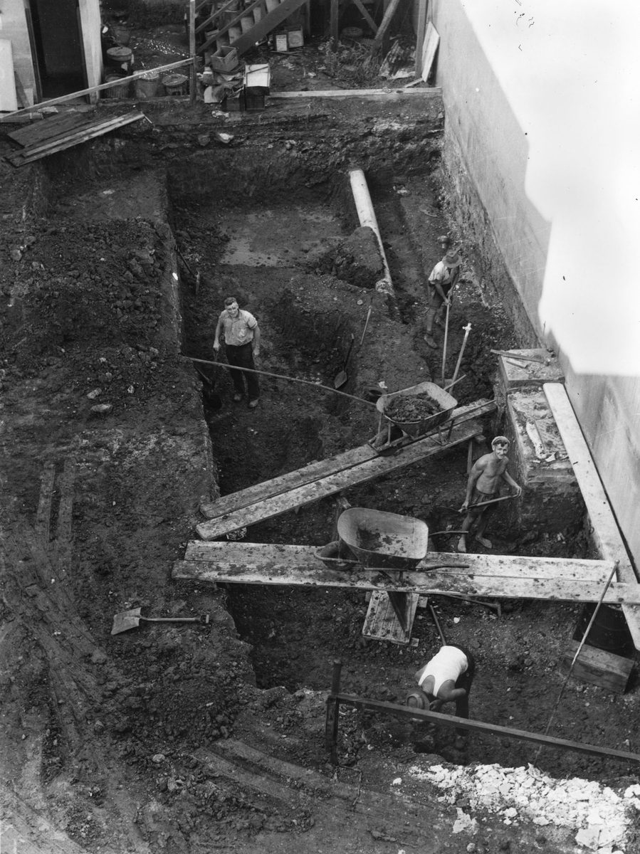 Improvements to the Truth newspaper offices in the Valley, Brisbane, 1949, Fortitude Valley