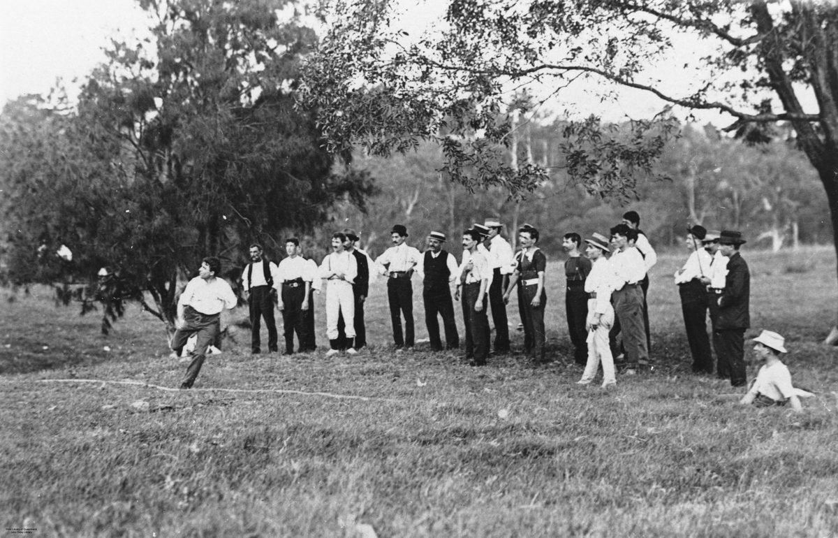 Picnic at Seventeen Mile Rocks, Queensland, 1912