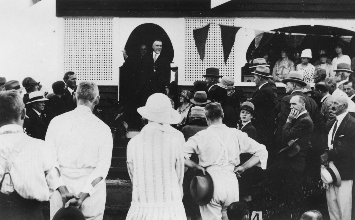 Official opening of the Wynnum Bowling Club, April 1926