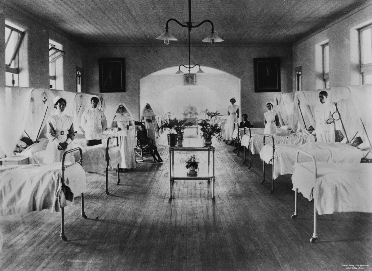 Interior of the Mater Misericordiae Hospital, Brisbane, 1914, South Brisbane