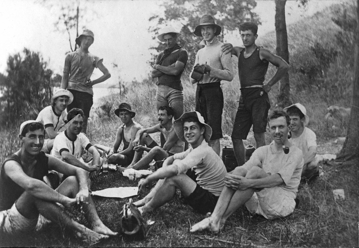 Picnic on the riverbank at St. Lucia, Brisbane, 1908, St Lucia