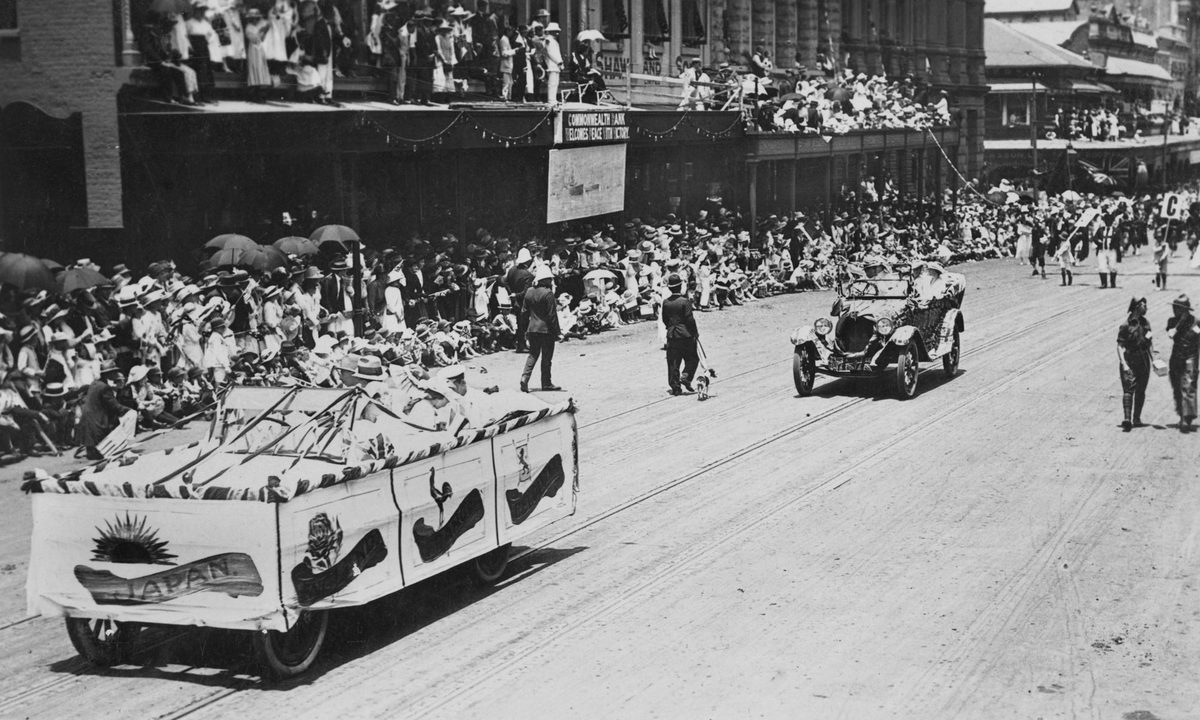 Peace Celebration Day procession in Brisbane, 1918