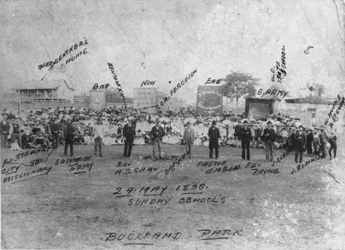 Sunday school carnival at Buckland Park, Nundah (1898)