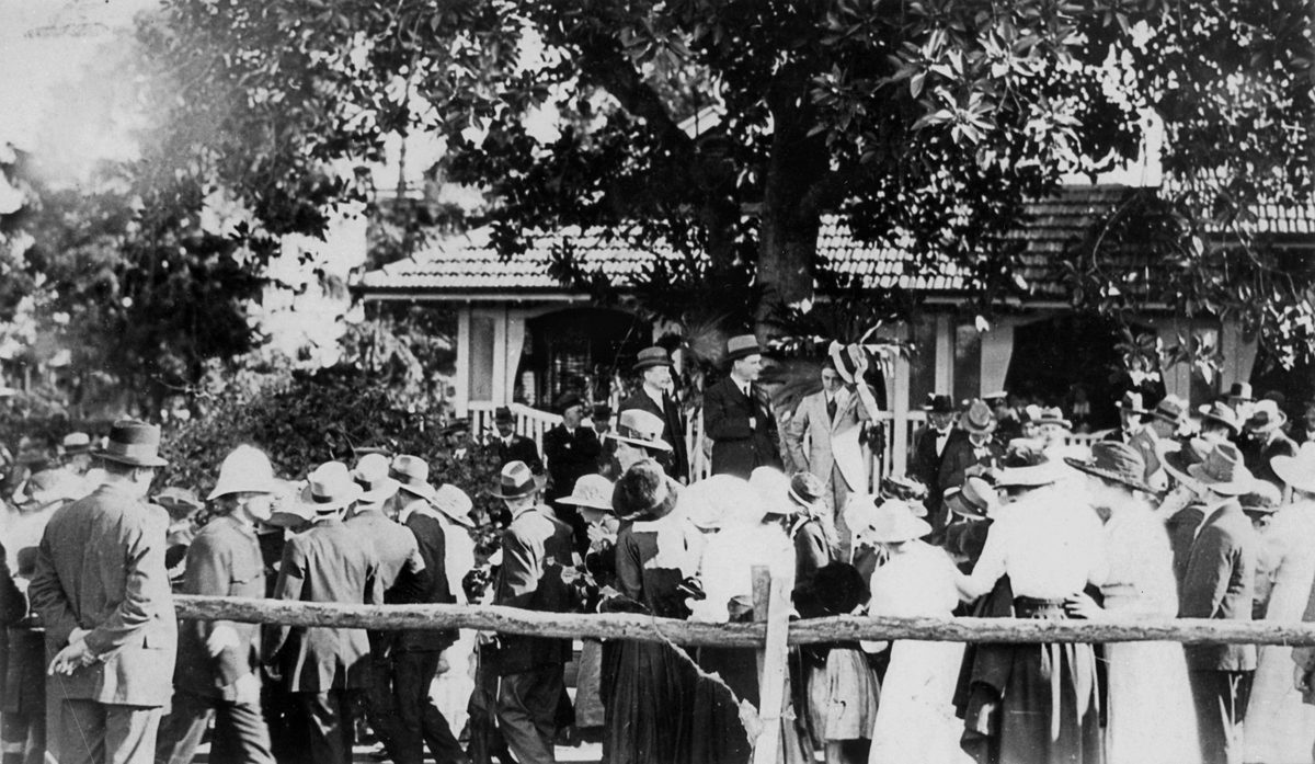 Prince of Wales greets the crowds at the People's Reception at Brisbane's Botanic Gardens, July 1920