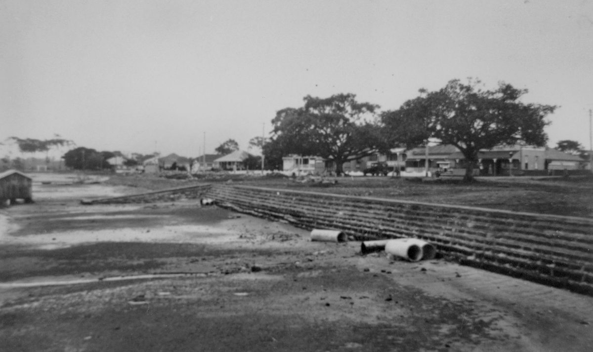Looking south at the retaining wall for Cabbage Tree Creek , 1933