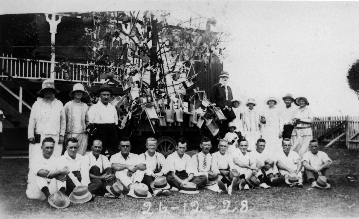 Christmas celebrations in Cribb Island, December 1928