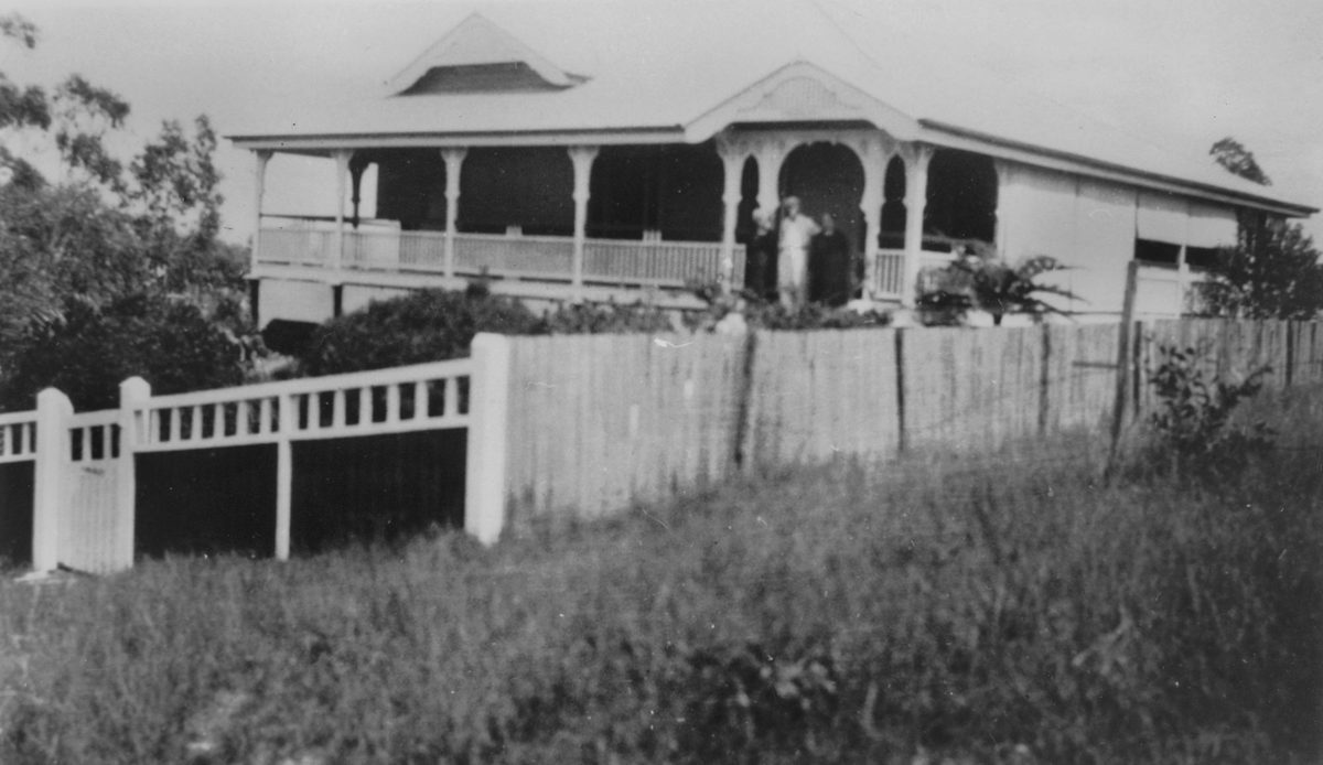 Eastern side view of Kingsley, a dwelling in Greenslopes, 1929