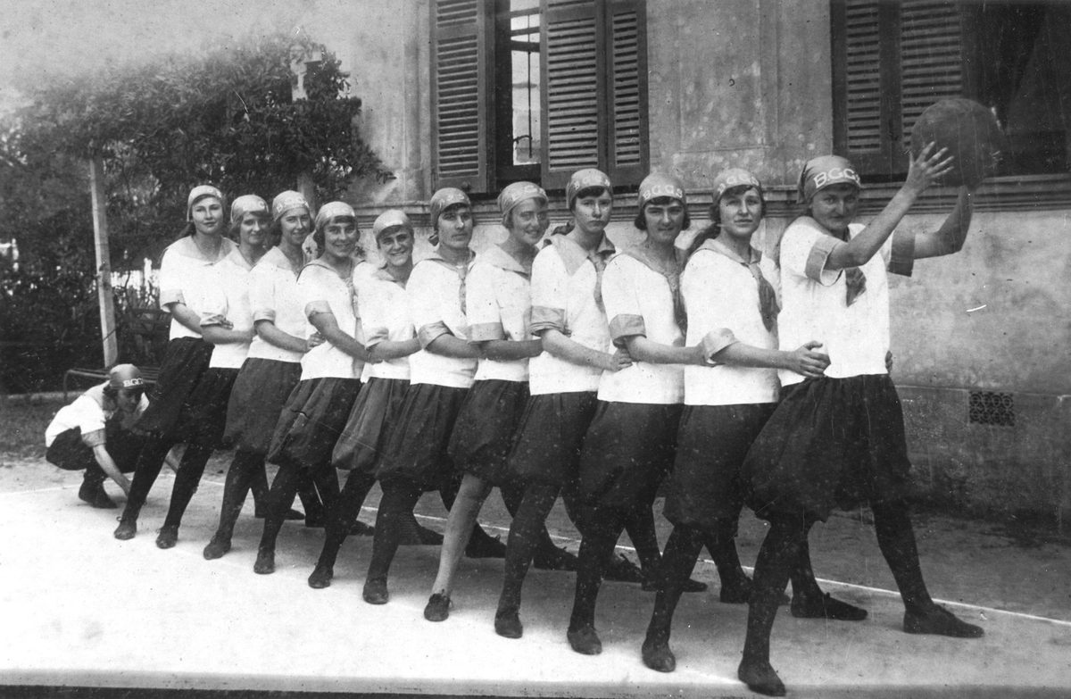 Brisbane Girls Grammar School tunnelball team, 1924