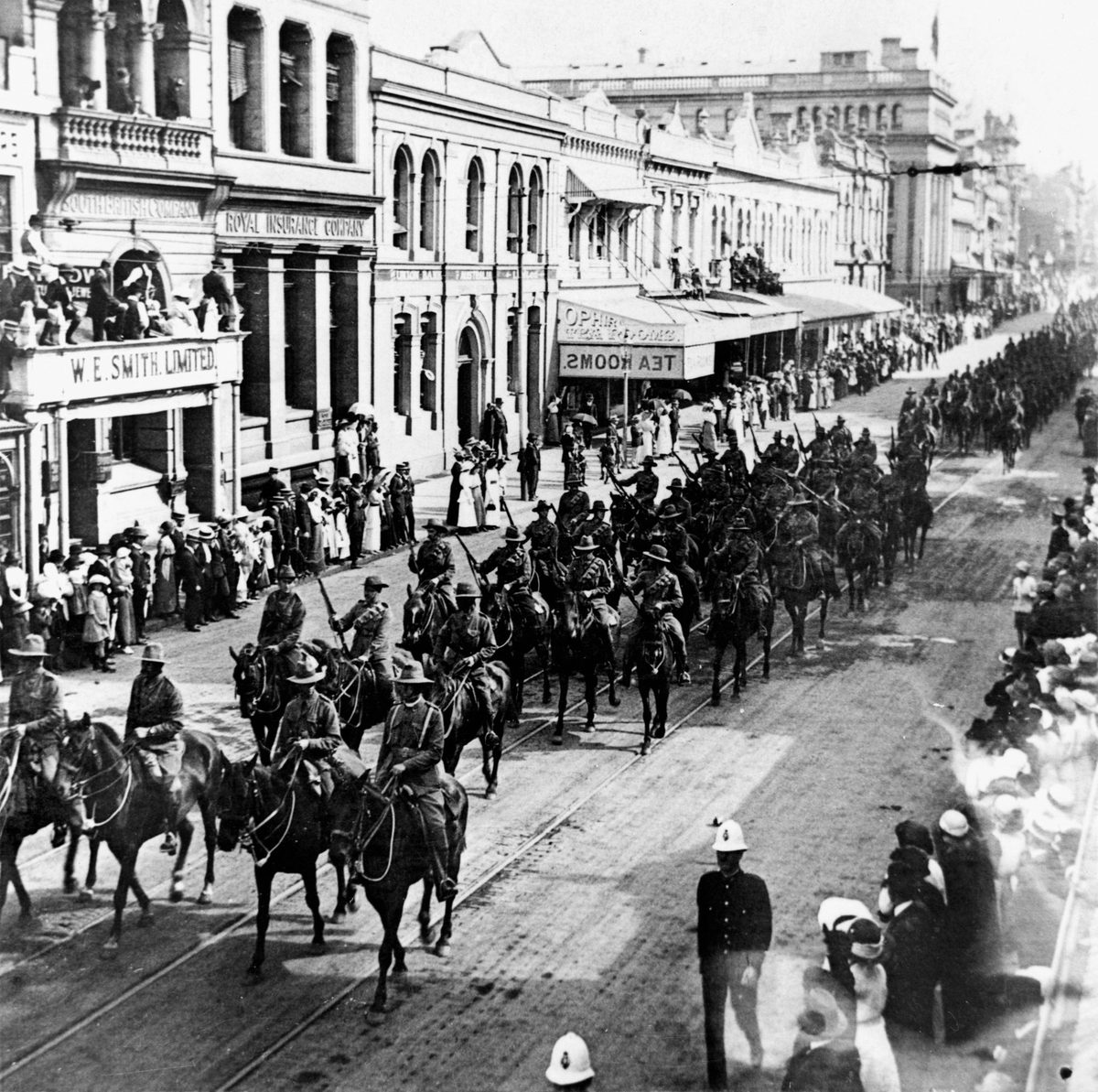 Mounted Infantry of the Expeditionary Force in Queen Street, Brisbane, 1914, Brisbane City