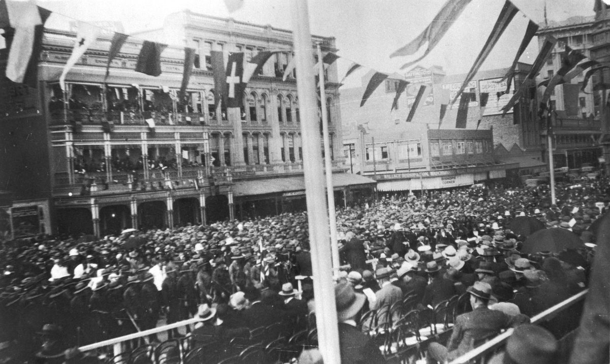 Opening ceremony of the Brisbane Centenary at Albert Square, 1924