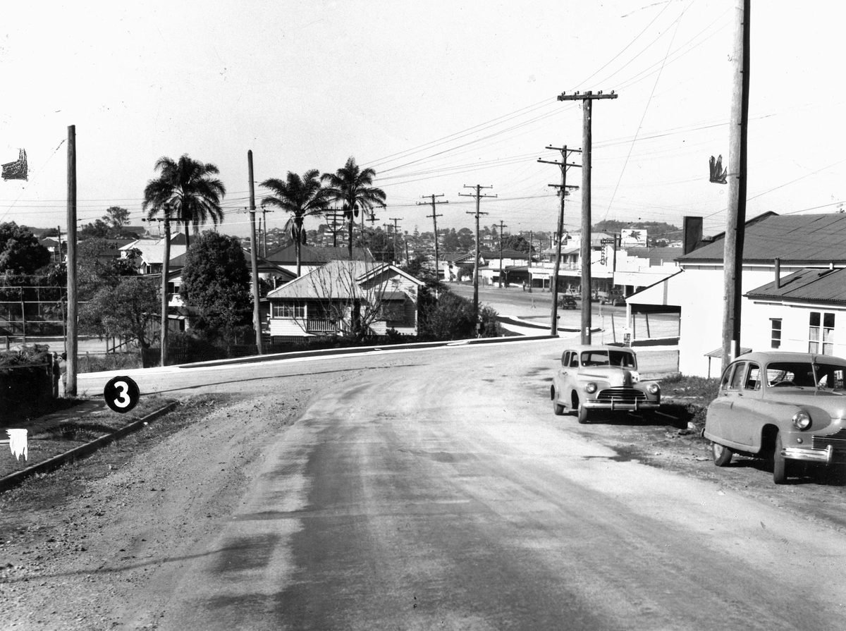 Leckie Road, Kedron, looking towards Gympie Road, 1954