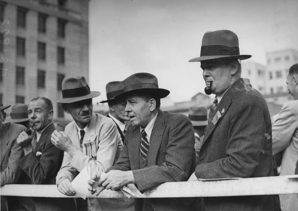Group of men at the Anzac Day observance, Shrine of Remembrance, Anzac Square, Brisbane, 1937, Brisbane City
