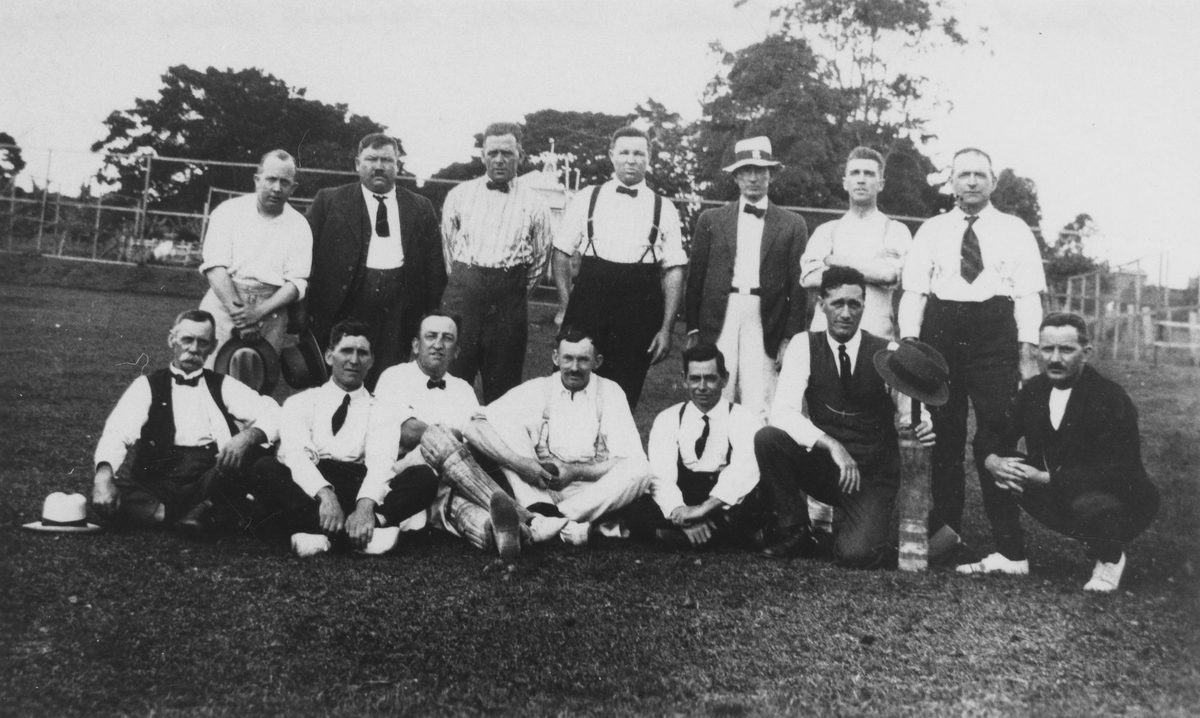 Annual outing for the Brisbane Produce Merchants Association, 1924