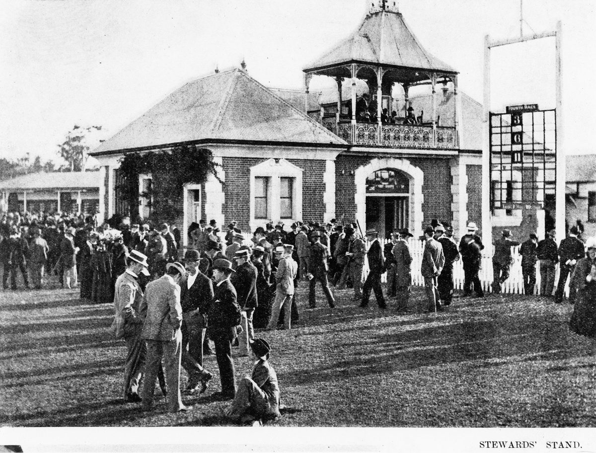 Stewards' Stand at Eagle Farm Racecourse, Brisbane, Queensland, 1900