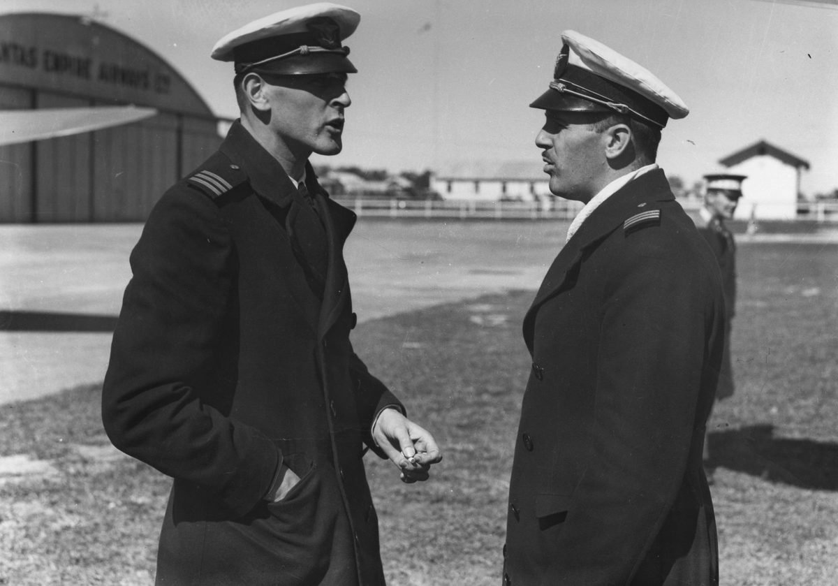 Dutch KNILM crew at Archerfield Airport, 1938