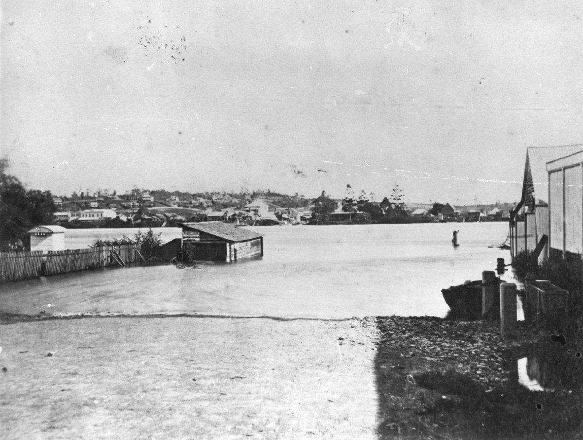 Alice Street ferry ramp during the 1887 floods, Brisbane City