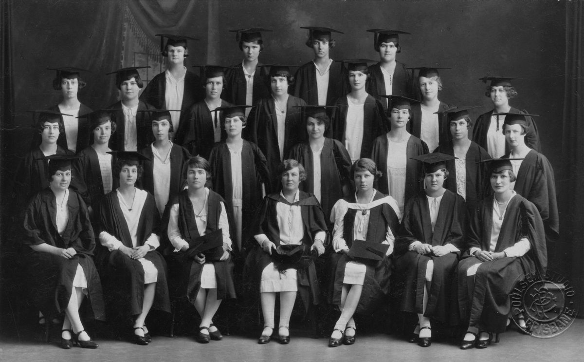 Group photograph of staff and students of the Women's College, University of Queensland, 1927, Brisbane