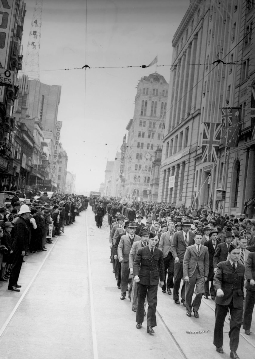 R.A.A.F. recruits marching along Queen Street, Brisbane, during World War II, Brisbane City (1940)