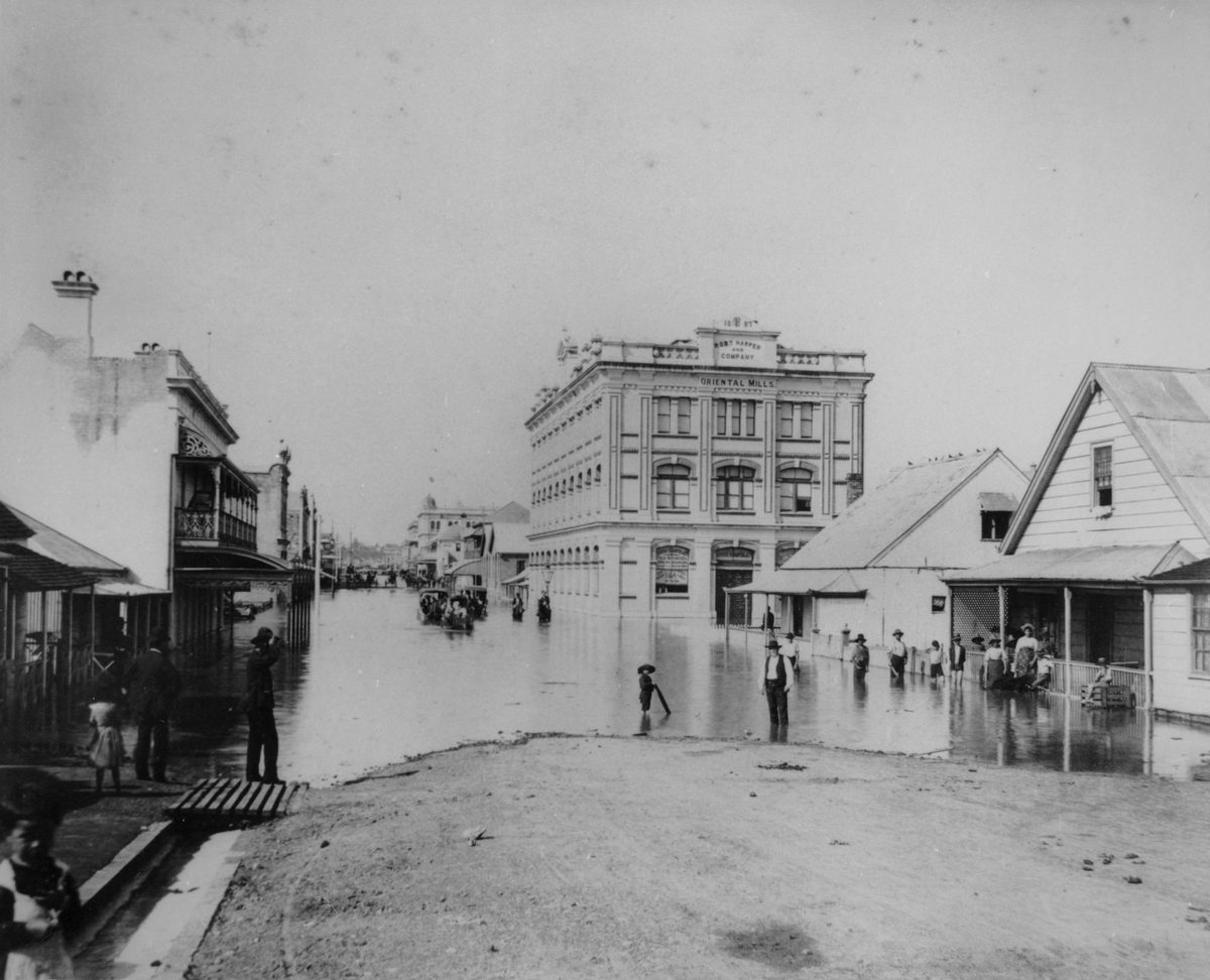 Mary Street, Brisbane during the 1890s flood, Brisbane City