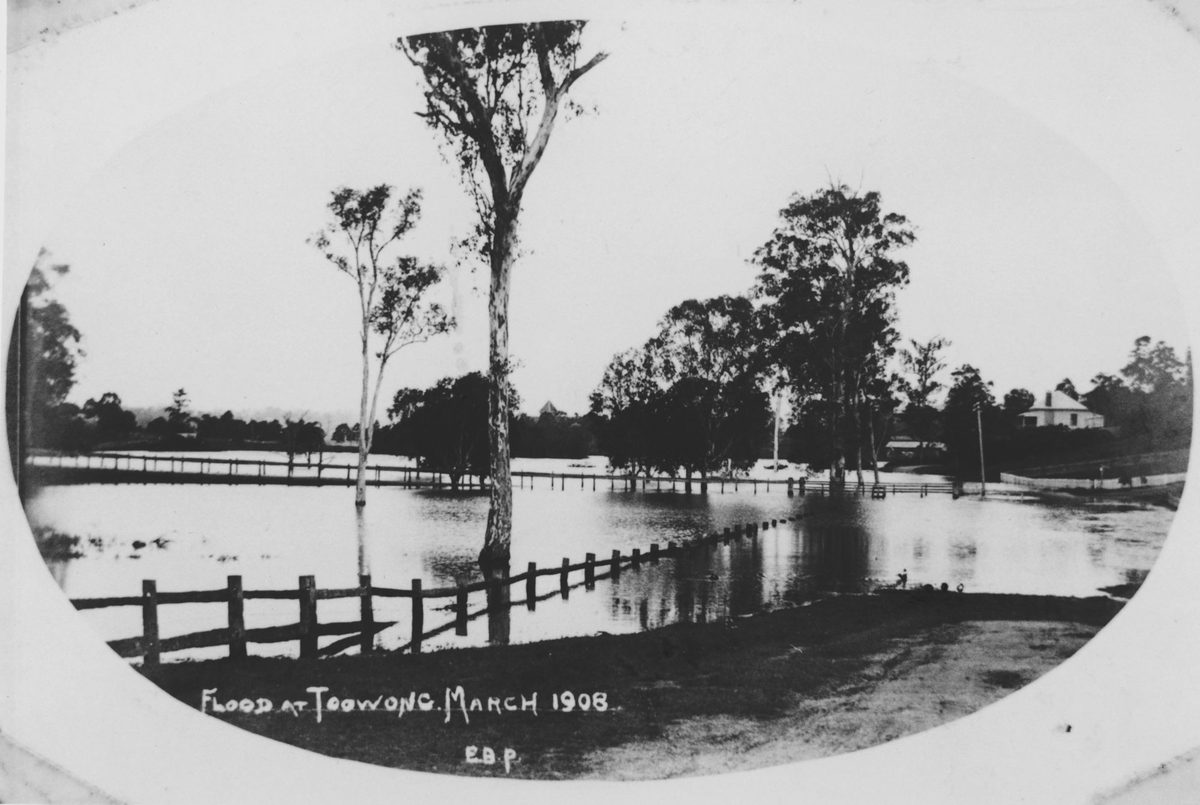Floodwaters at Toowong, Brisbane, March 1908