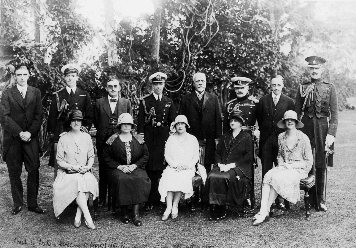Duke and Duchess of York with a group during the Royal Visit in 1927