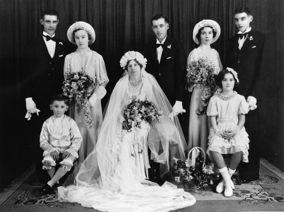 Wedding of Thelma Mounsey and Edward Beecher at Zillmere, 1936