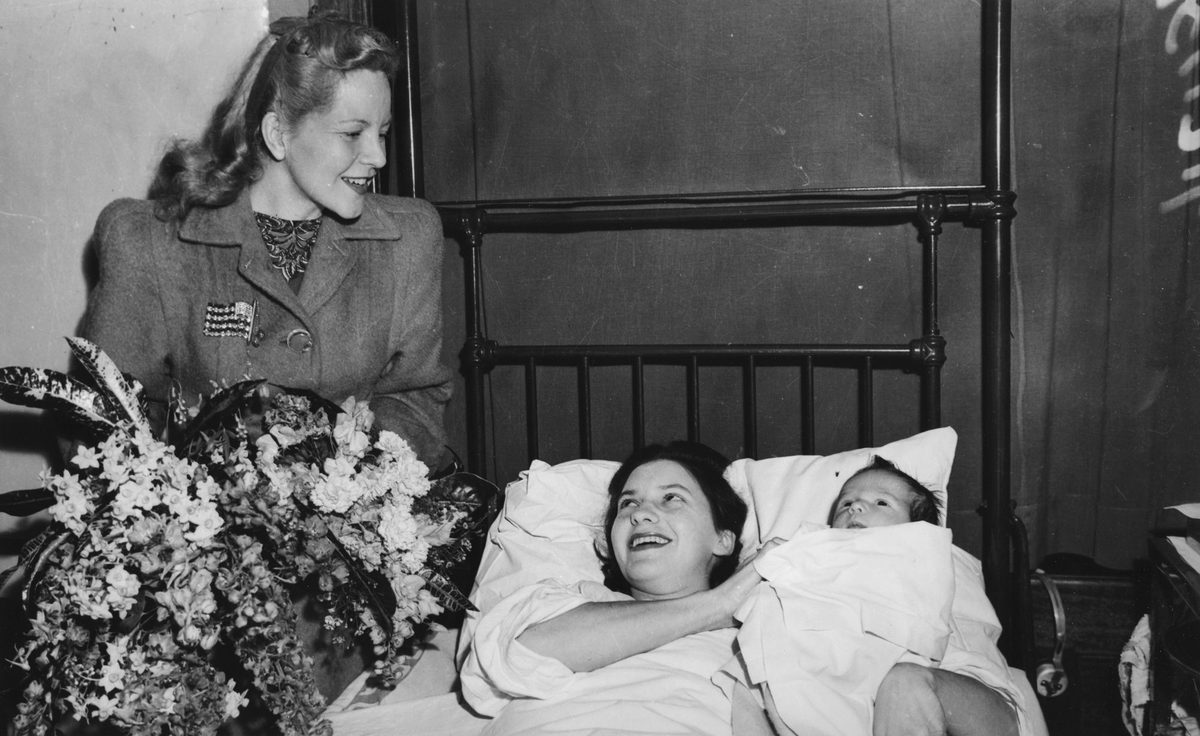 American actress Terry Walker visiting hospital patients in Brisbane, 1942