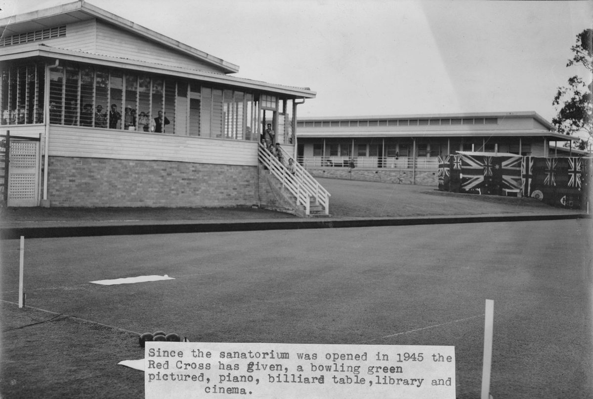 View of the bowling green at the Kenmore Sanitorium, Brisbane, 1950