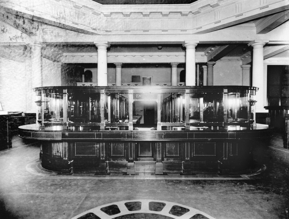 Teller's counter at the Queensland National Bank, Brisbane, 1922