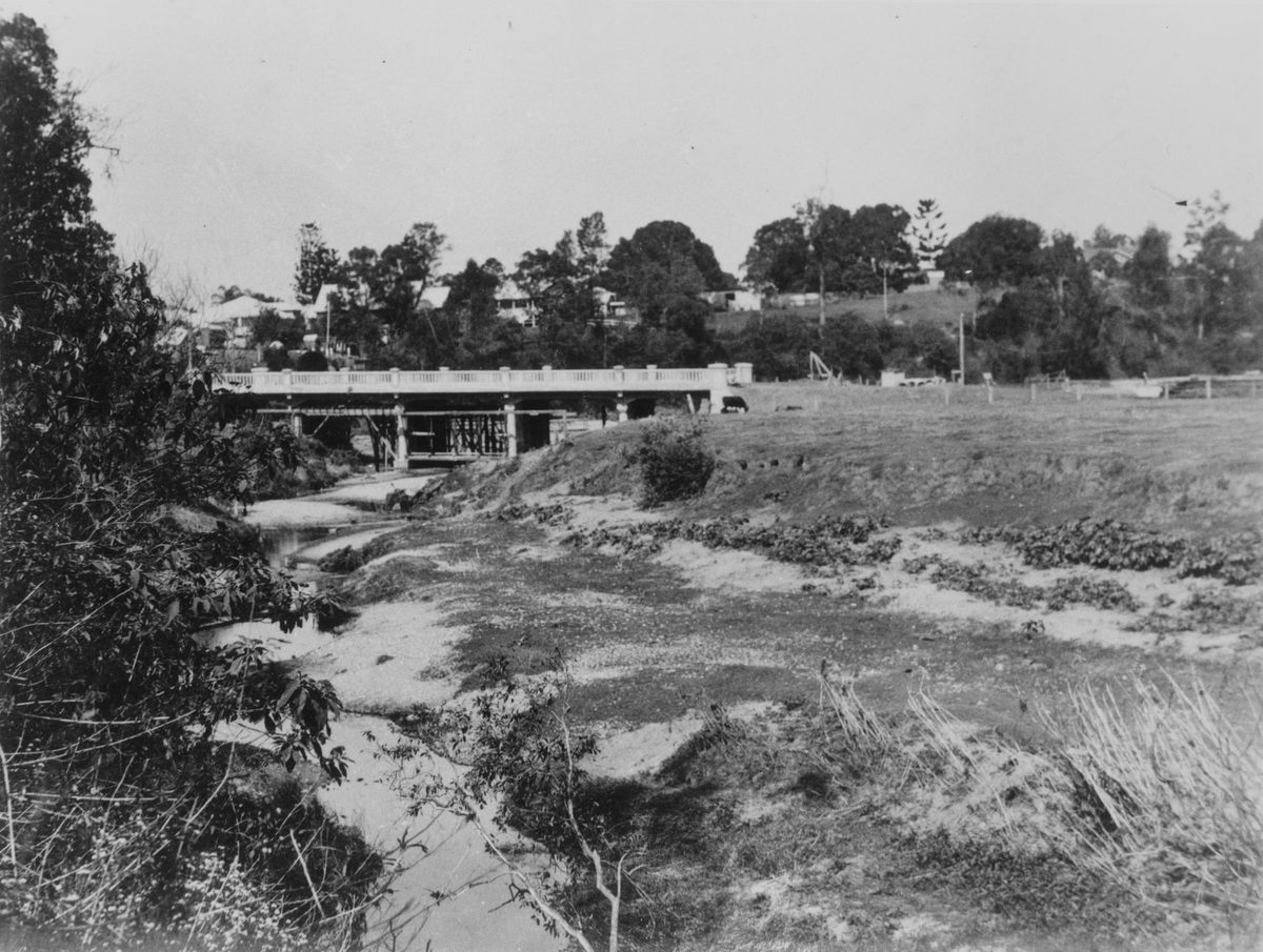 Ashgrove Road Bridge over the Enoggera Creek, Newmarket (1929)