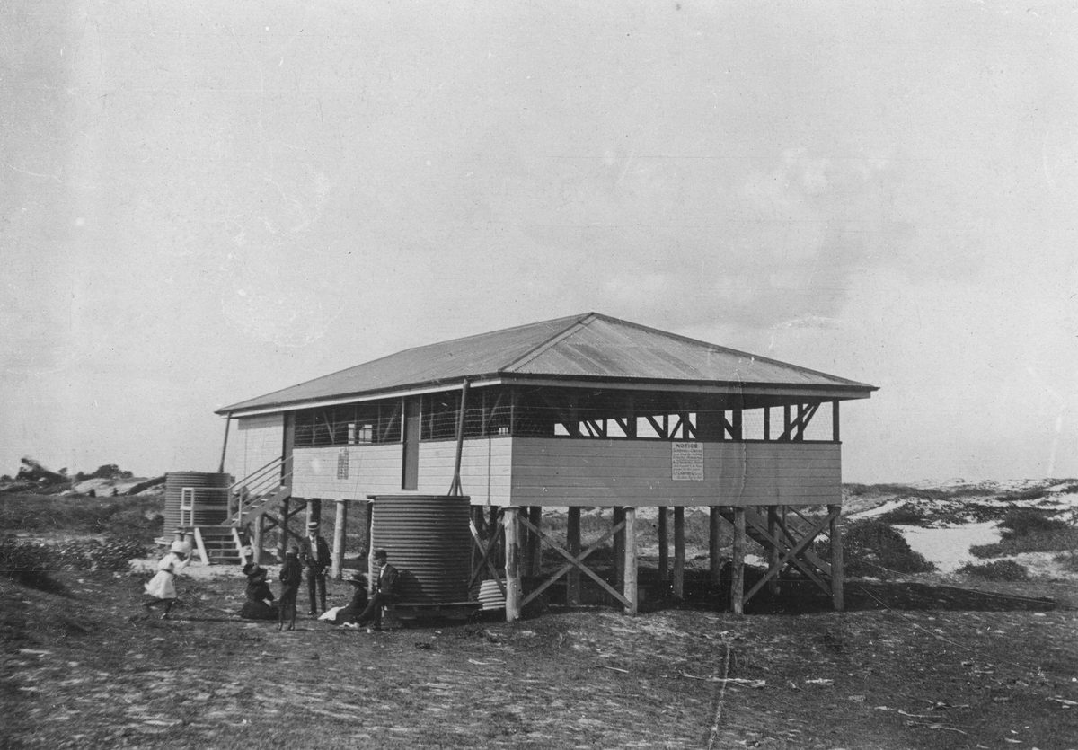 Building at South Passage, on Moreton Island, 1911
