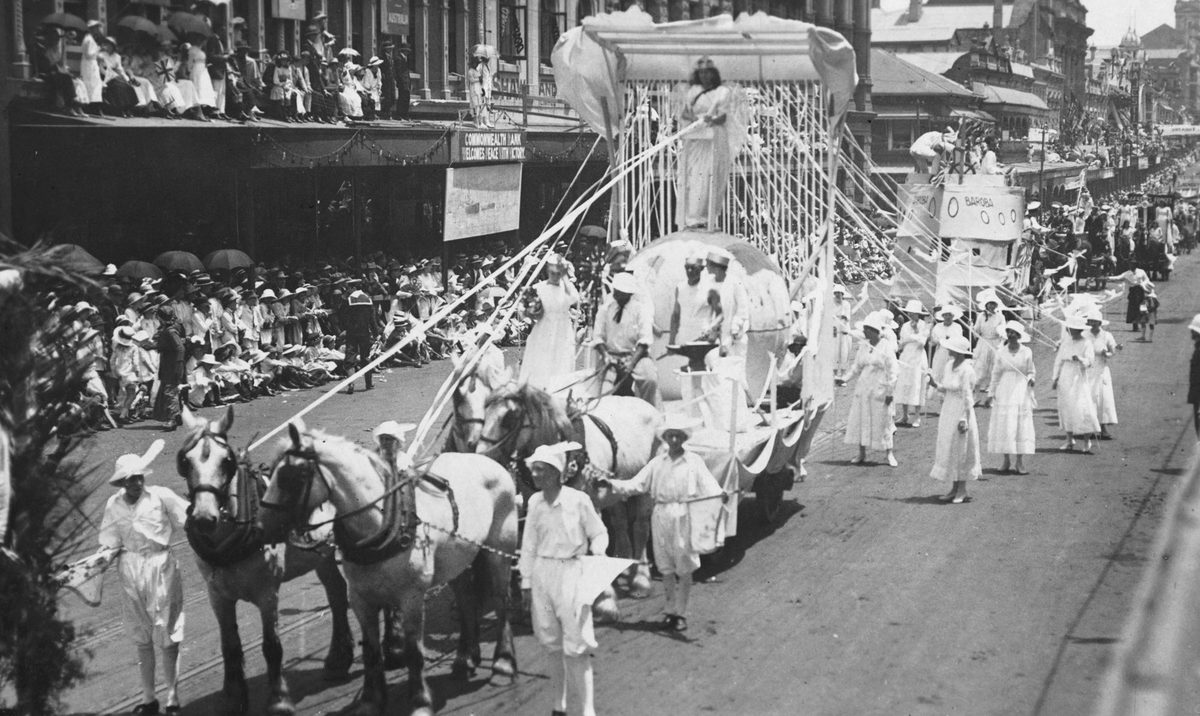 Peace Celebration Day procession in Brisbane, 1918