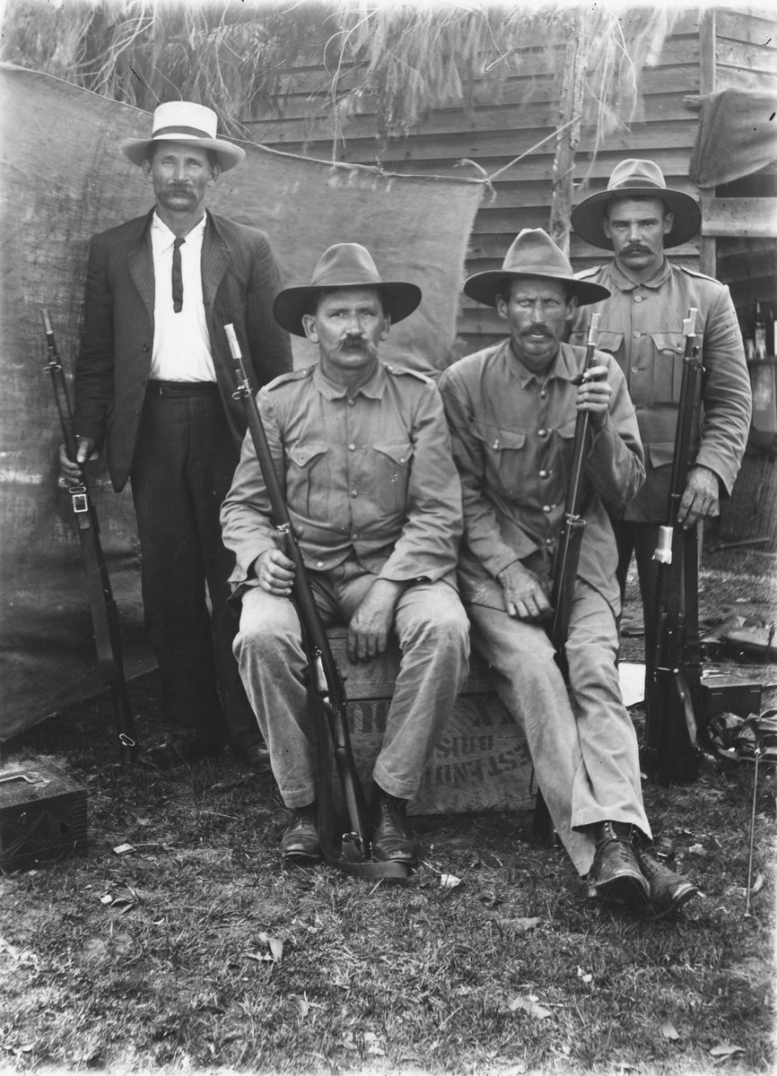 Members of the Logan and Alfred Rifle Club, Beenleigh, 1909