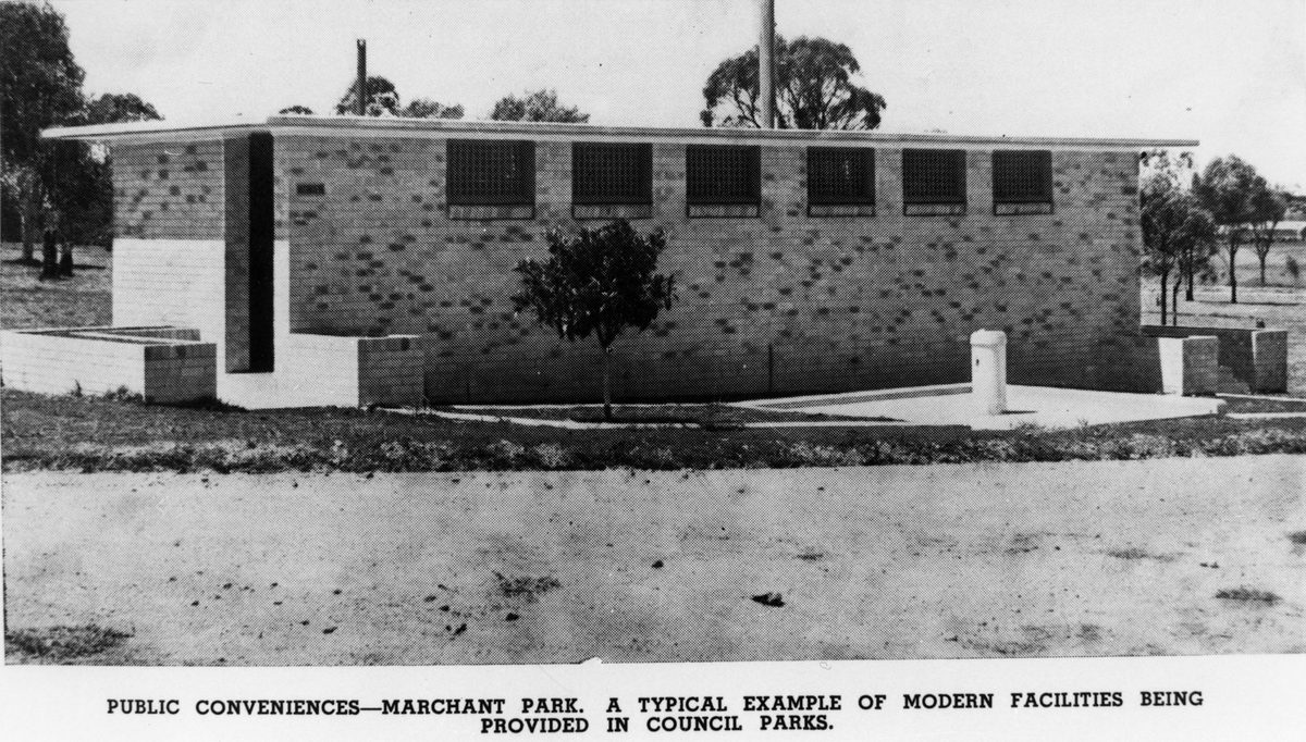 Public toilet block at Marchant Park, Chermside, 1951