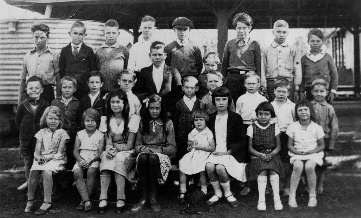 Students of the Belmont State School, Brisbane, 1934, Carindale