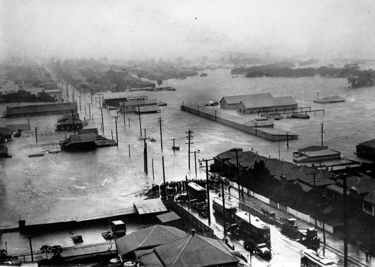 Floods across Bowen Bridge Road, Bowen Hills, Brisbane, 1931