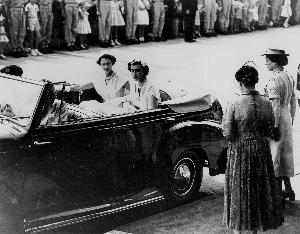 Queen Elizabeth II and her Lady-in-Waiting arrive at a Women's Reception at Brisbane City Hall, 1954